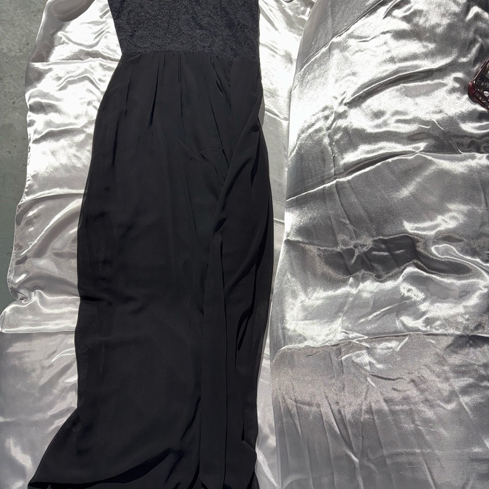 Dresistar Elegant Black Maxi Dress